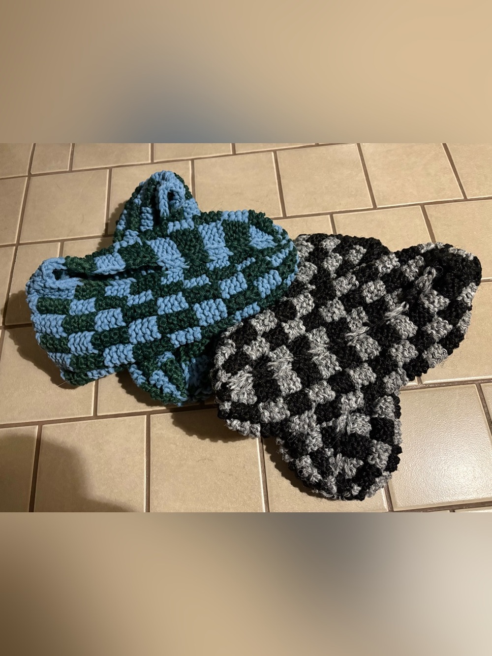 Handmade (by me 😊) men’s Phentex slippers. Shoe size 10/11 
2 for 28$